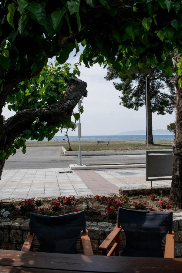 Mirtia Hotel Пефки Экстерьер фото